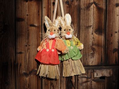 foto: Velikonoční koště ZAJÍC 55 cm