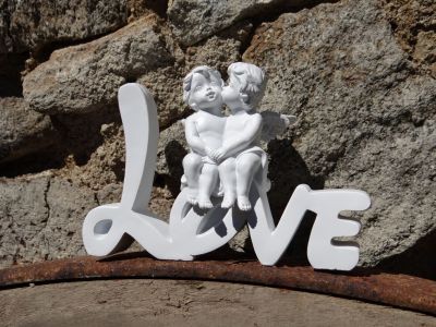 foto: Dekorační nápis LOVE s andílky