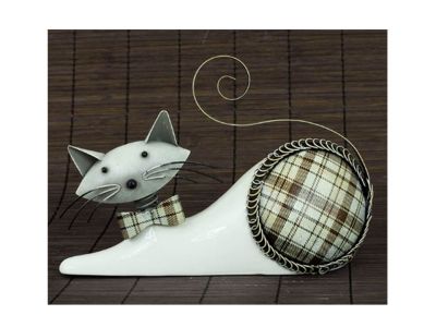 foto: Porcelánová kočička ležící ŠEDÁ