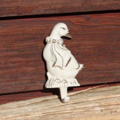 foto: Porcelánový věšák HUSIČKA
